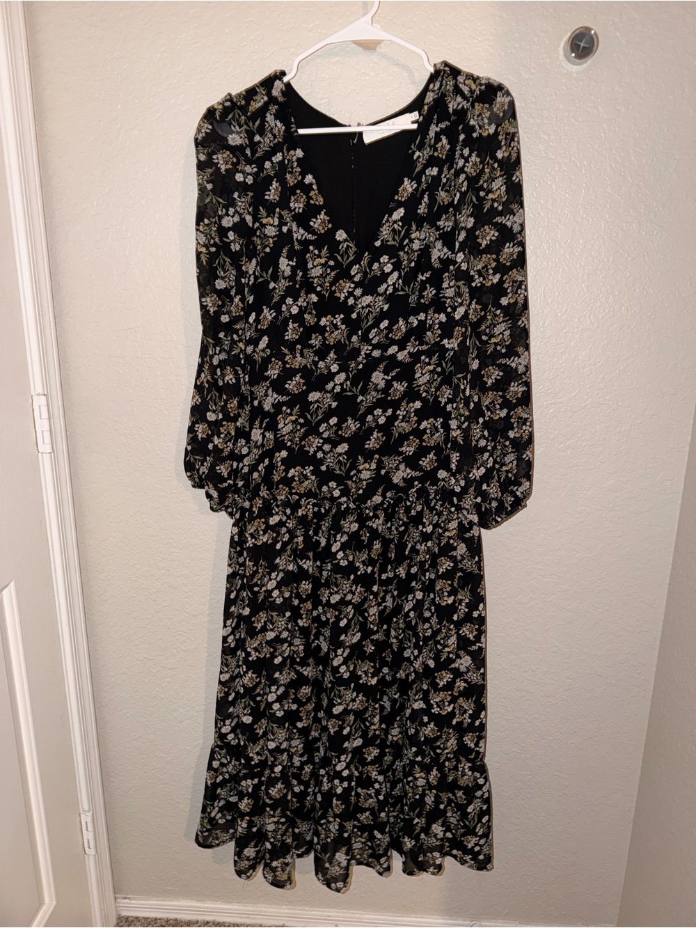 Nordstrom Black Floral Long Sleeve Midi Dress